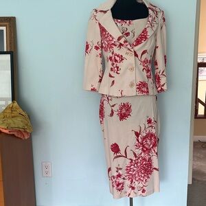 Italian floral  3 piece skirt suit medium, vintage Chanel inspired. Like new